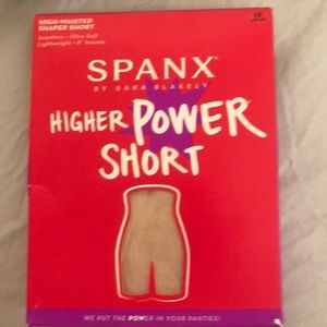 NWT Spanx Higher Power Short